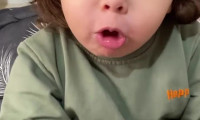 کلیپ اصلی دختربچه