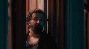 کلیپ آهنگ جدید از اول کاش نبودی از مهدی دارابی