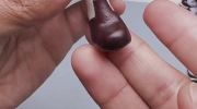 ساخت کفش های مینیاتوری با خمیر؛ هنری ظریف و تماشایی