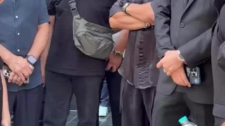 کلیپ مراسم بدرقه زنده یاد اکبر عبدی با حضور هنرمندان